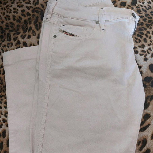 Diesel white jeans used no 34/29