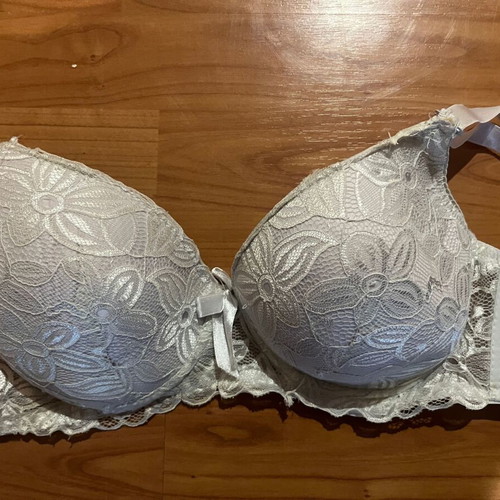 Lace Bra with Padding Size 44 Like New White