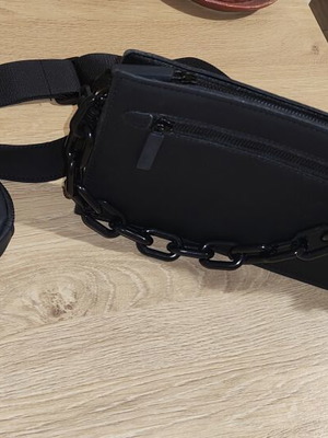 New shoulder bag