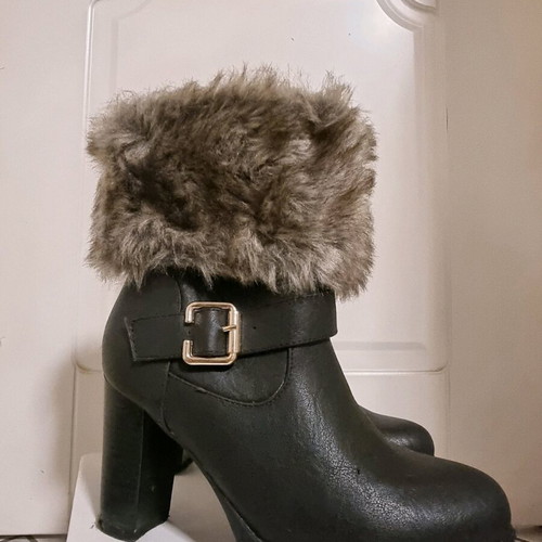 Booties No. 37 like new with fur lining and 8cm heel
