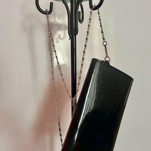 Clutch evening bags like new, black with detachable chain
