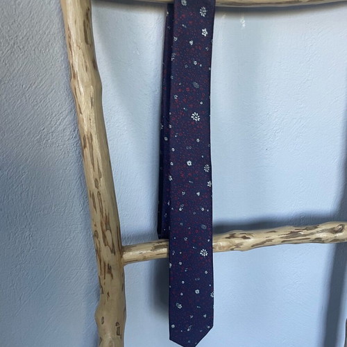 H&M tie new, never used