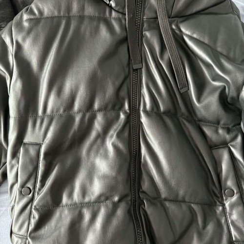 Stradivarius warm windproof jacket size S like new, black