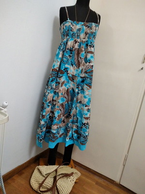 Md'M dress like new, turquoise, sizes M to XL