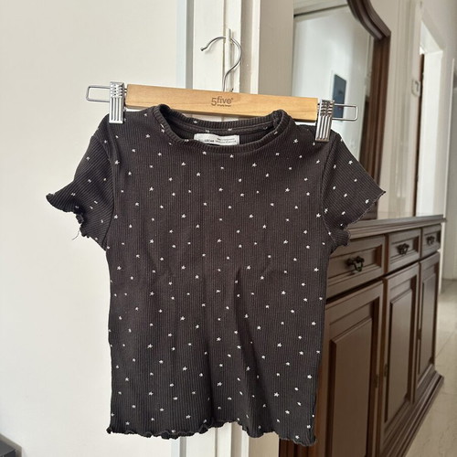 T-shirt with stars Pull & Bear like new, black and white, XS