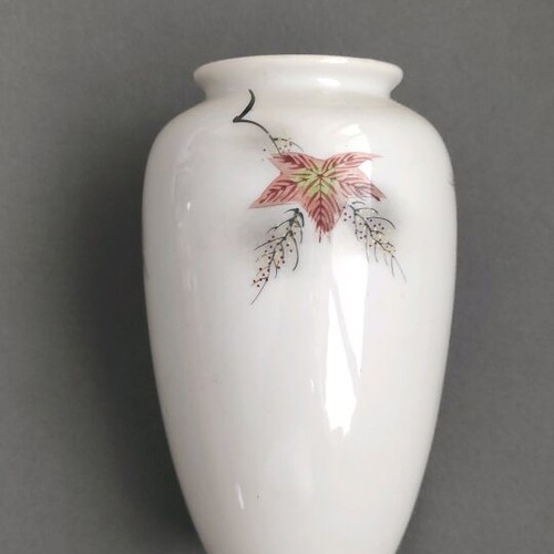 Japanese vase Green China used with autumn leaves design