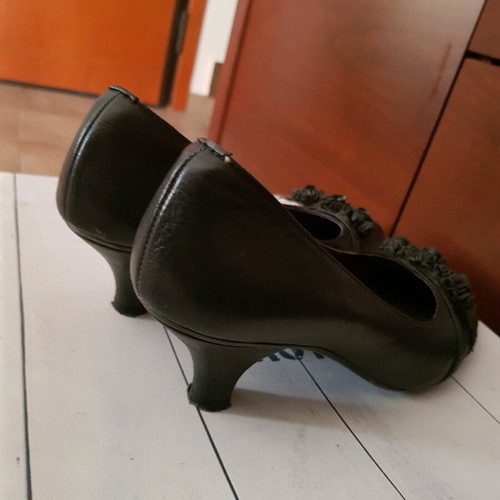 Hispanitas black 5cm heels used with floral details, size 38