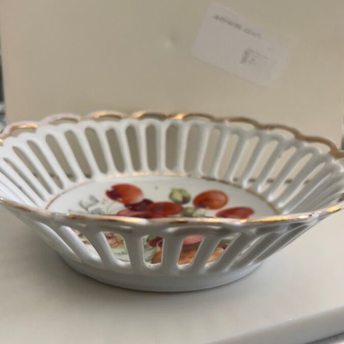 Antique porcelain bowls medium size, like new, set of 2