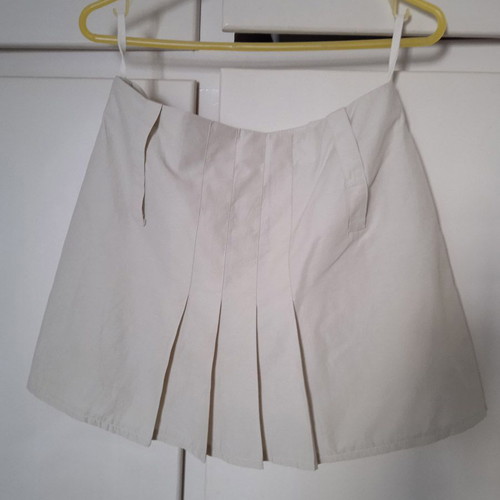Vintage cream mini skirt egg size M like new