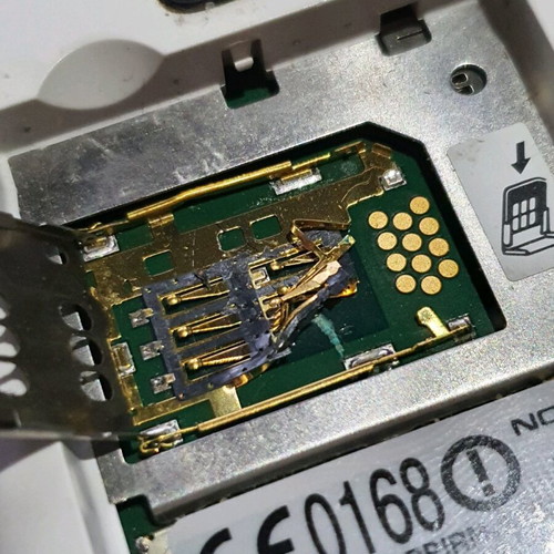 Nokia Asha 302 RM-813 used parts with broken screen and SIM slot