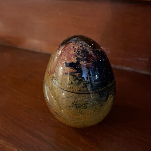 Decorative egg style Murano like new with cross ornament