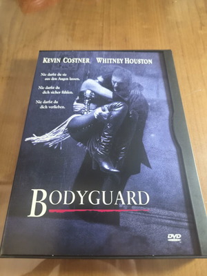 Bodyguard DVD like new, romantic thriller with Kevin Costner & Whitney Houston