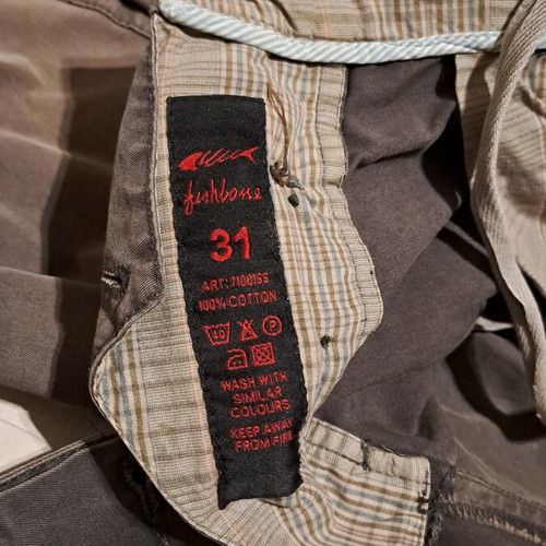 Men's Cargo Fishbone Bermuda shorts like new, brown