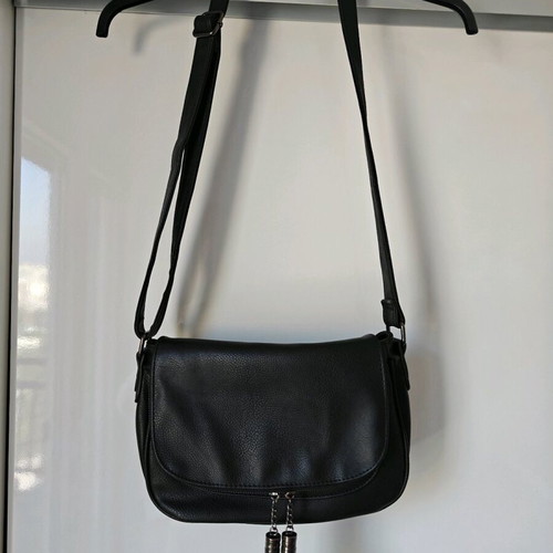 Black crossbody bag like new