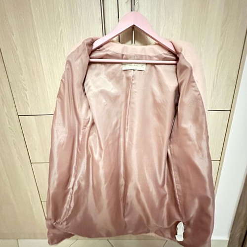 Zara medium coat with fur like new