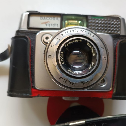 Dacora 35 mm camera used with case, German made