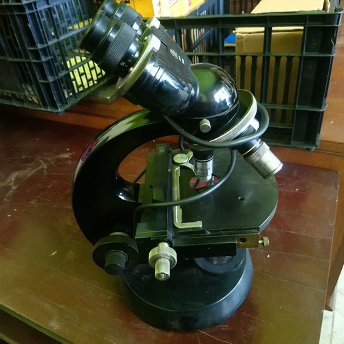 Karl Zeiss microscope new professional