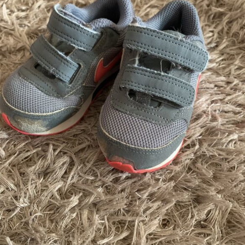Nike Kids Athletic Shoes No 21 used