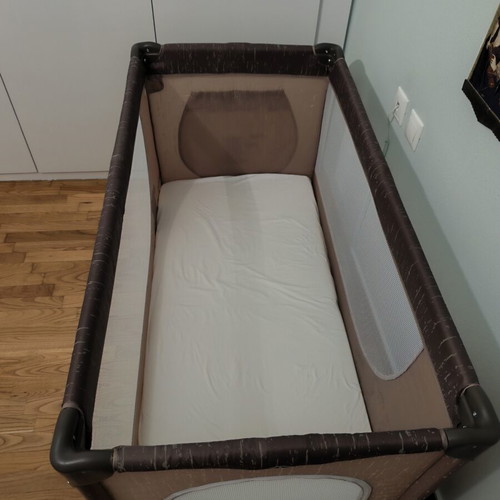 Playpen for baby, portable and foldable