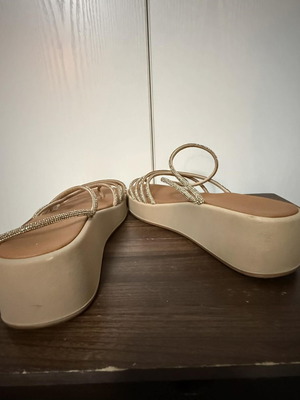 Exe sandals used, size 41, beige