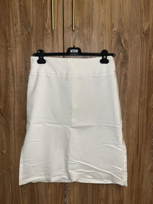 Linen skirt white like new, size M 38 10