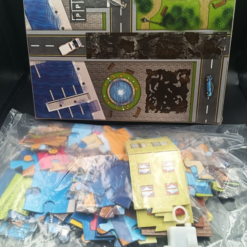 Educational board game How an earthquake happens like new