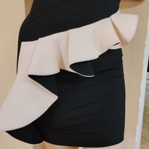 Zara Woman Strapless Mini Dress like new, black and off white ruffles
