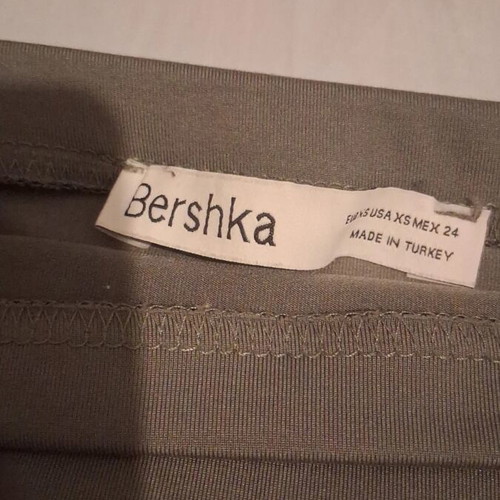 Bershka maxi skirt new with side slit khaki