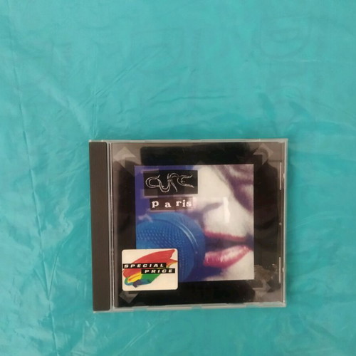 The Cure Paris CD like new, electronic rock
