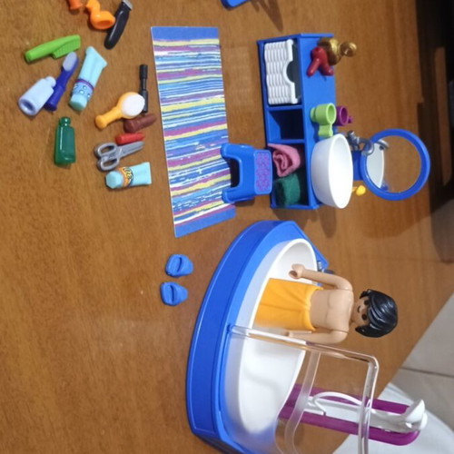 Playmobil Dollhouse Luxury Bathroom with Bathtub like new