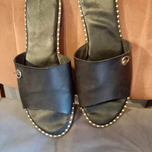 Leather slippers used, Spanish, black, size 39.5-40