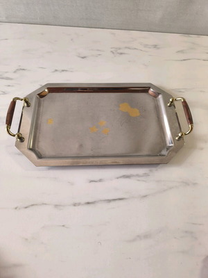 Поднос за сервиране инокс 18/10 и 24k злато употребяван с месингови дръжки и дърво