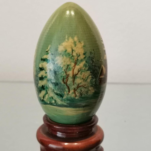Russian egg used with hand-painted decoration, wooden ornament