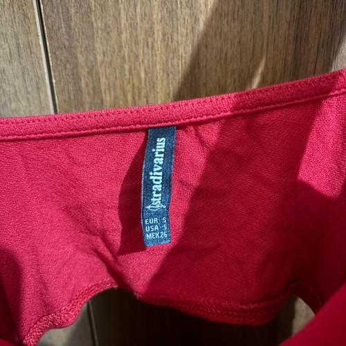 Stradivarius red dress with back opening new, size S