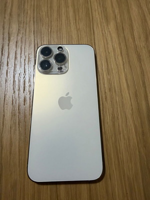 iPhone 14 Pro Max gold, like new, 128GB with charger and cases