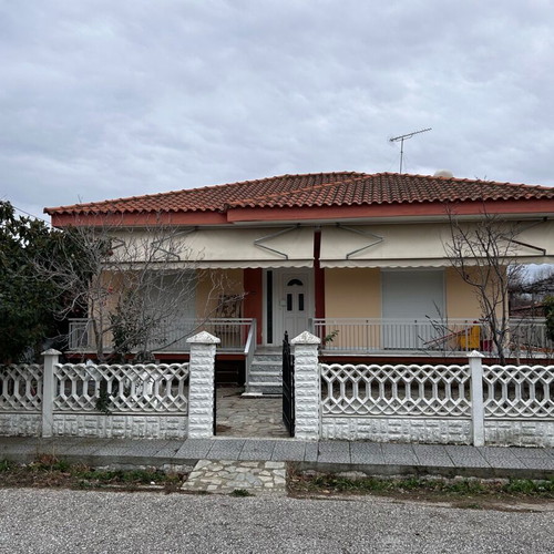 Μονοκατοικία Μεσοχώρι Κομοτηνής 114 τ.μ., επιπλωμένη με κήπο και θέα
