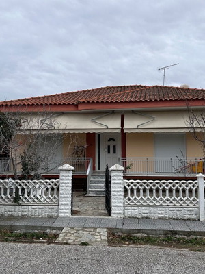 Μονοκατοικία Μεσοχώρι Κομοτηνής 114 τ.μ., επιπλωμένη με κήπο και θέα