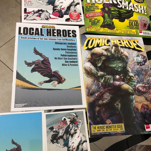 Comic Heroes Magazine #16 used with 2 postcards and 2 comics