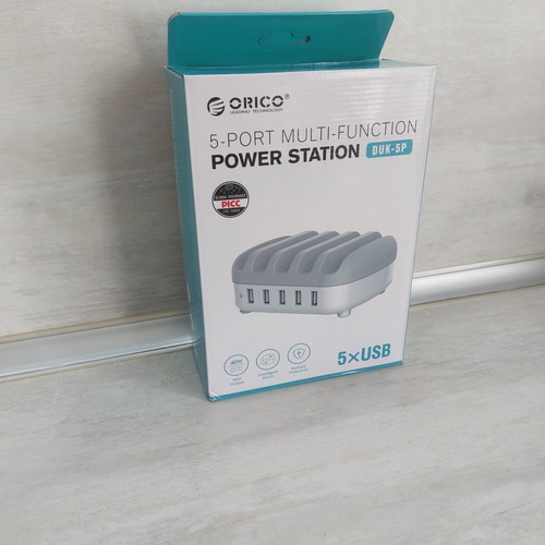 Orico DUK-5P USB charging station with organizer, new