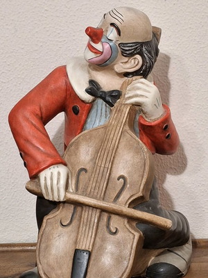 Vintage Ceramic Clown with Cello 39cm like new