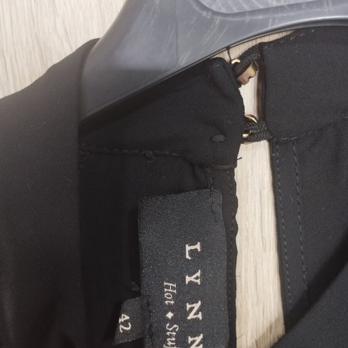 Lynne sleeveless women's blouse like new, black, size 42