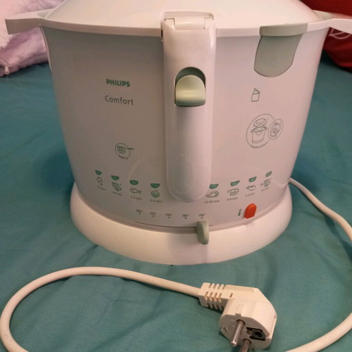 Philips electric oil fryer unused 1000gr