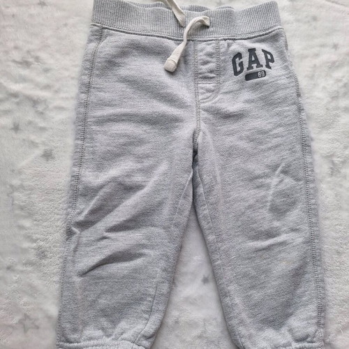 Set of 5 used joggers for 18-24 months