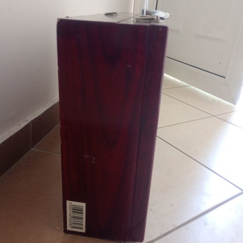N.A.VA wooden case box