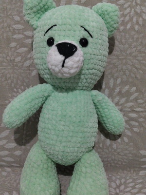 Knitted teddy bear in pistachio color new