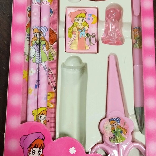 Vintage Ling Yan Kids Desk Set new, anime style