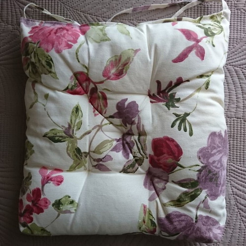 Romantic cotton curtains two panels with rings, like new, 135×240 cm, gift table runner and chair cushion