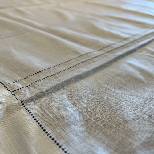 Tablecloth used with stain, dimensions 180x140cm
