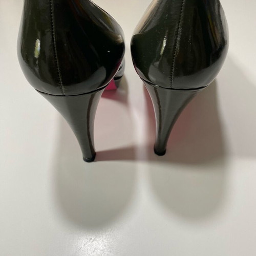 Gray pumps used size 37