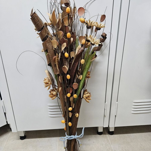 Amaranth Flower Bouquet like new